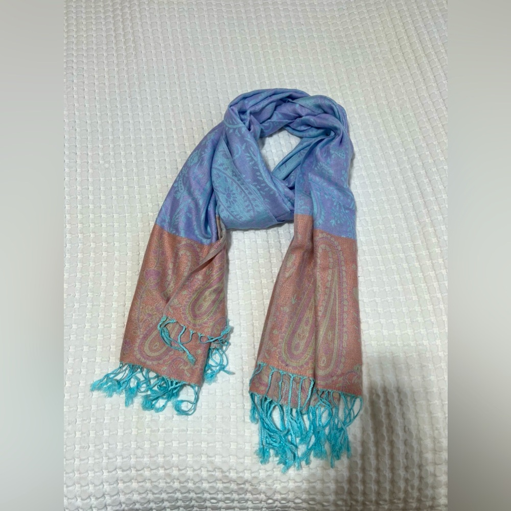 Cashmere Woman’s Paisley Design Shawl Scarf